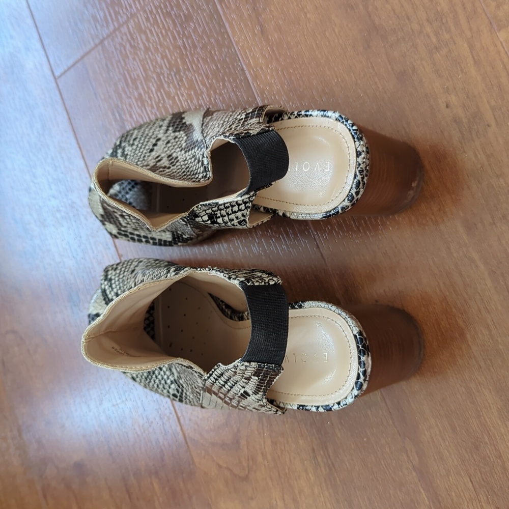 Comfort sling back Peep Toe Snake Print heels 7.5w - Picture 4 of 5